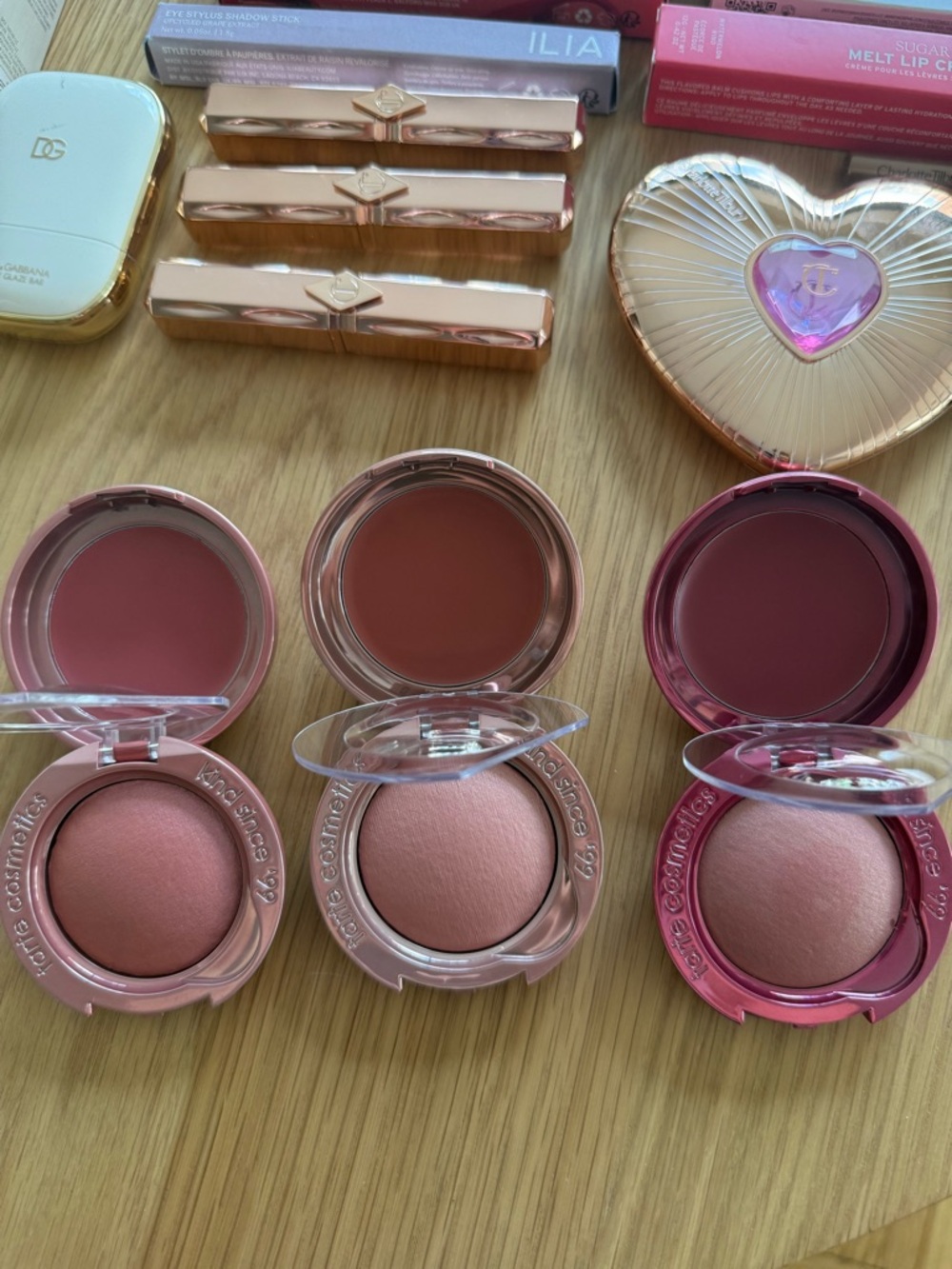 Brand NEW, Never Used Glam Makeup Set - Picture 7 of 7